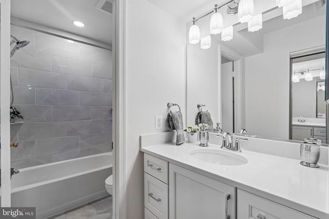 2 TIVOLI LAKE CT, Silver Spring, MD 20906