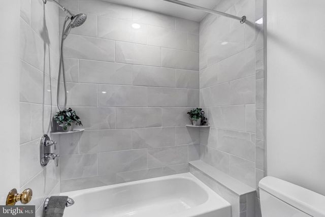 2 TIVOLI LAKE CT, Silver Spring, MD 20906