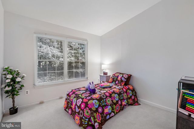 2 TIVOLI LAKE CT, Silver Spring, MD 20906