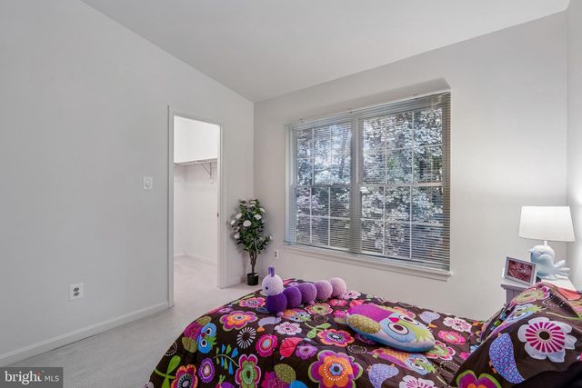 2 TIVOLI LAKE CT, Silver Spring, MD 20906