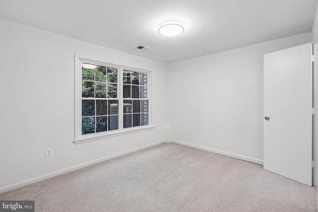 2 TIVOLI LAKE CT, Silver Spring, MD 20906