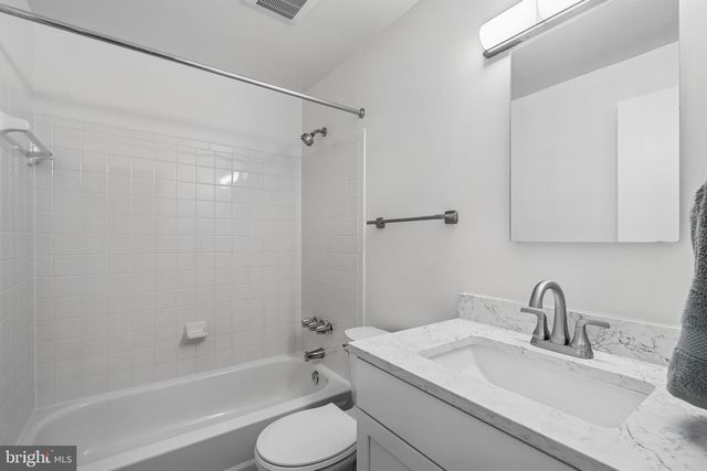 2 TIVOLI LAKE CT, Silver Spring, MD 20906