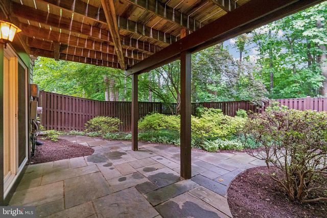 2 TIVOLI LAKE CT, Silver Spring, MD 20906