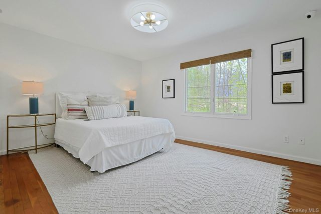 171 Griffen Avenue, Scarsdale, NY 10583