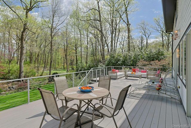 171 Griffen Avenue, Scarsdale, NY 10583