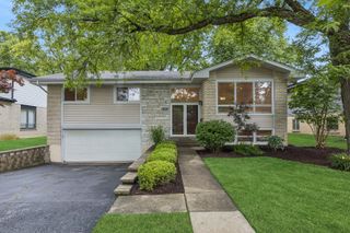 409 Brookside Drive, Wilmette, IL 60091
