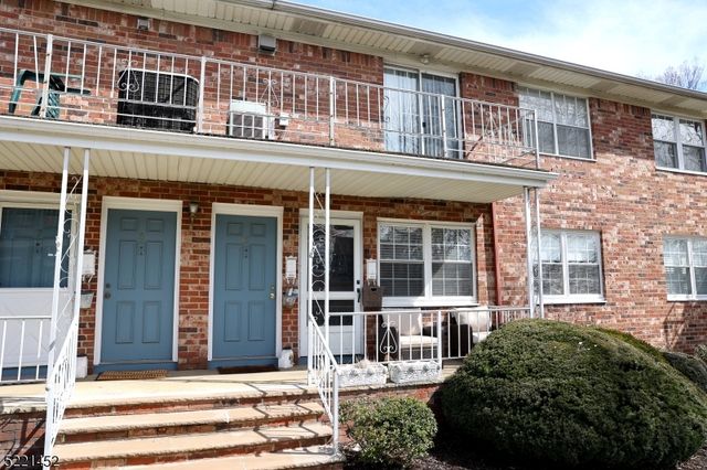 800 Old Springfield Ave 9, Summit City, NJ 07901