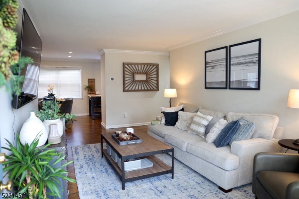 800 Old Springfield Ave 9, Summit City, NJ 07901