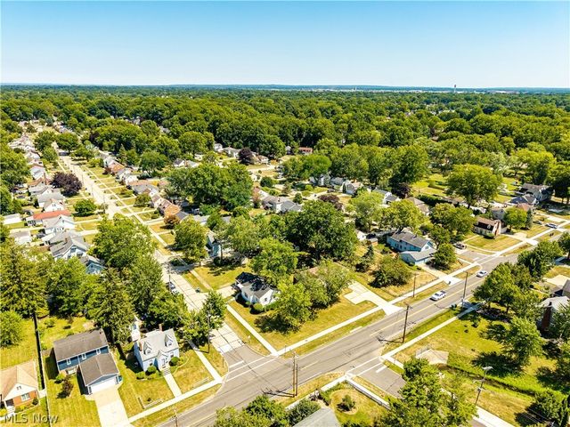 2841 Clague Road, North Olmsted, OH 44070
