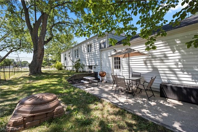 2841 Clague Road, North Olmsted, OH 44070