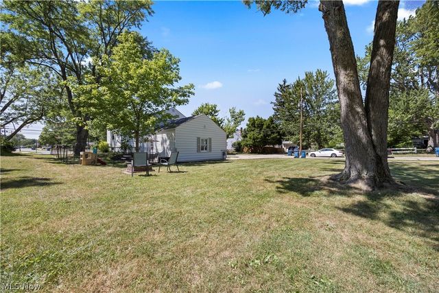 2841 Clague Road, North Olmsted, OH 44070