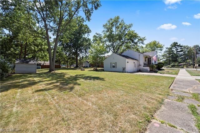2841 Clague Road, North Olmsted, OH 44070