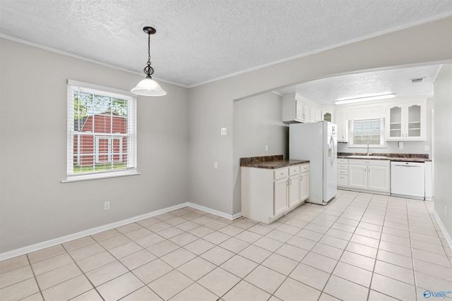 2406 Yorkshire Drive, Huntsville, AL 35803