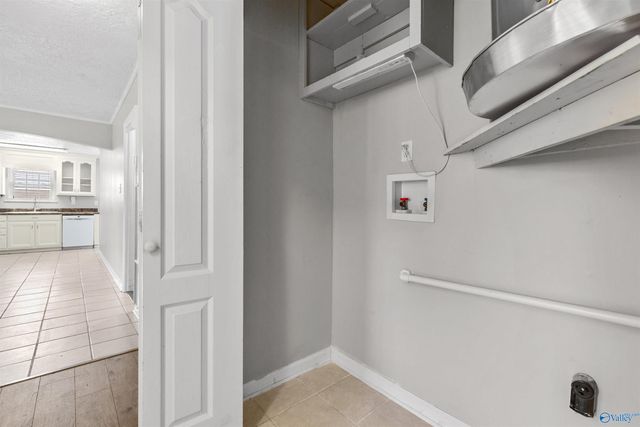 2406 Yorkshire Drive, Huntsville, AL 35803