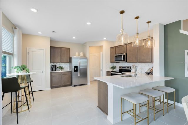 3234 PONDSIDE WAY, Sanford, FL 32773