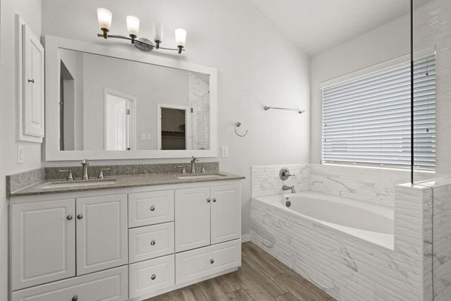 107 S Treasure Oaks DR, Leander, TX 78641