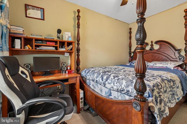 14813 SMETHWICK PL, Centreville, VA 20120