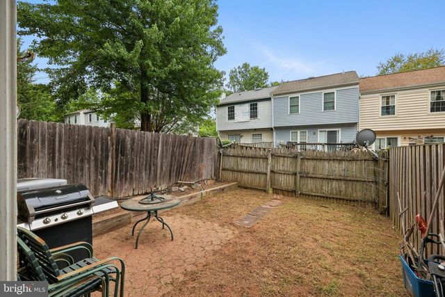 14813 SMETHWICK PL, Centreville, VA 20120