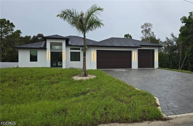 728 La Plata AVE, Lehigh Acres, FL 33974