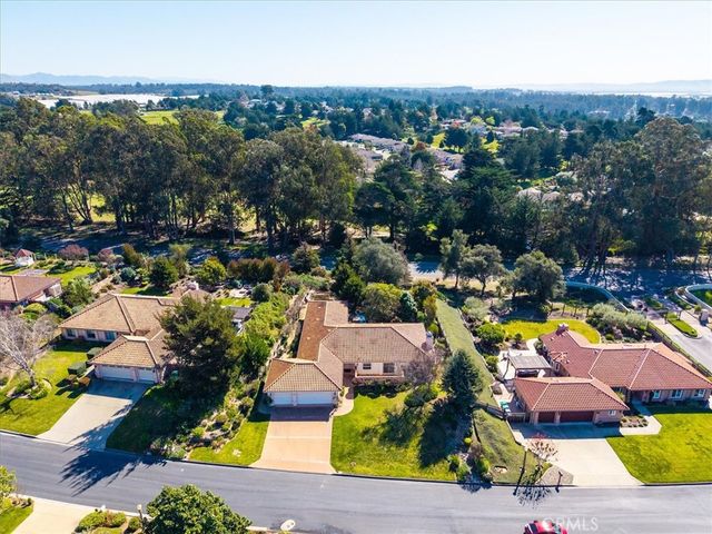 765 Ridgemont, Arroyo Grande, CA 93420