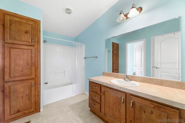 38795 Harris Trl, Fallbrook, CA 92028