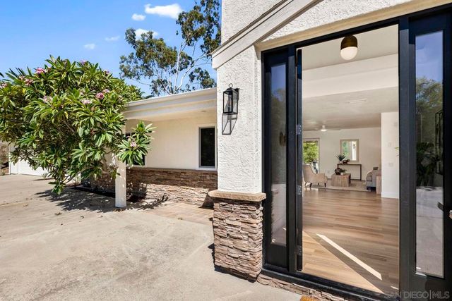 38795 Harris Trl, Fallbrook, CA 92028