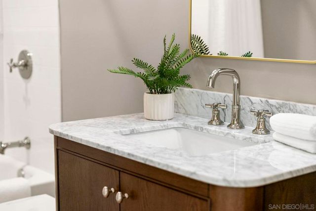 38795 Harris Trl, Fallbrook, CA 92028