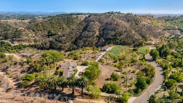 38795 Harris Trl, Fallbrook, CA 92028