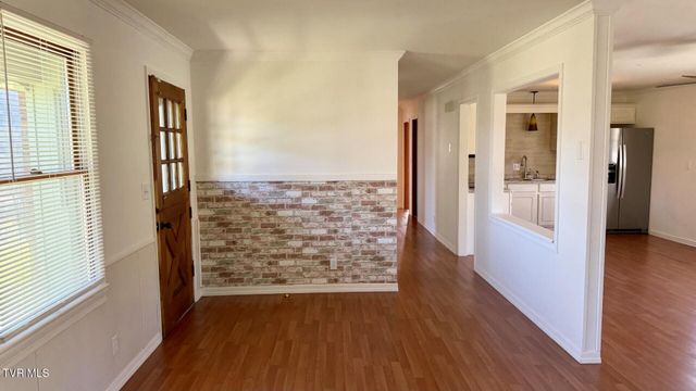 299 Duff Street, Pennington Gap, VA 24277