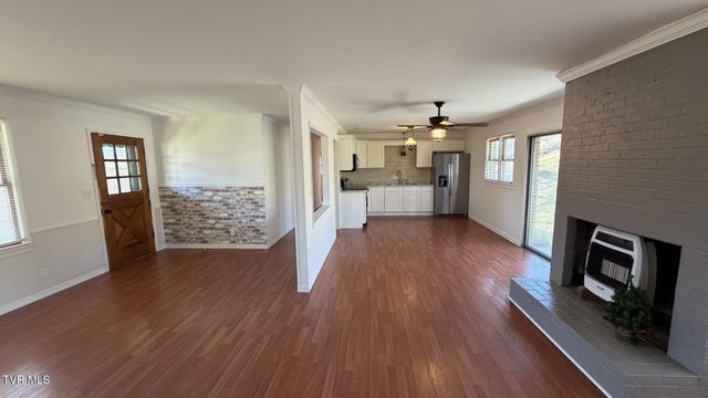 299 Duff Street, Pennington Gap, VA 24277