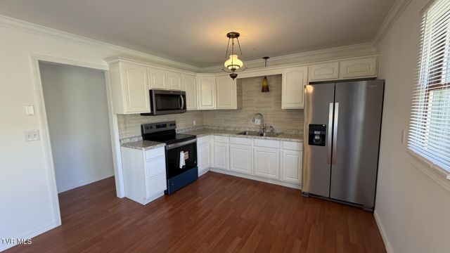 299 Duff Street, Pennington Gap, VA 24277