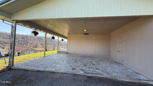 299 Duff Street, Pennington Gap, VA 24277