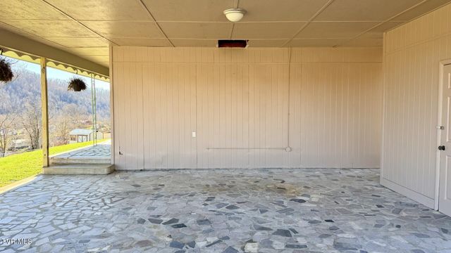 299 Duff Street, Pennington Gap, VA 24277