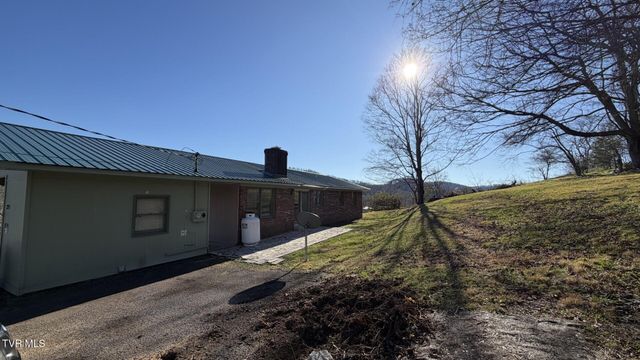 299 Duff Street, Pennington Gap, VA 24277