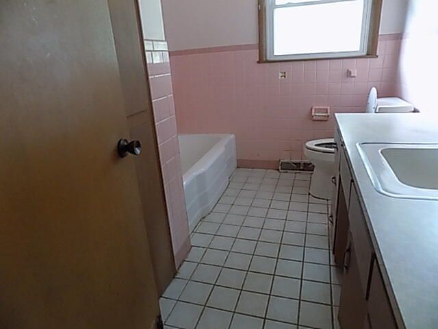 606 E Wayland Street, Springfield, MO 65807