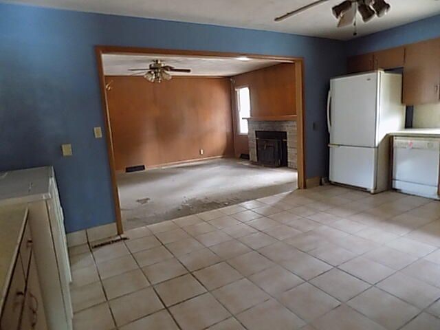 606 E Wayland Street, Springfield, MO 65807