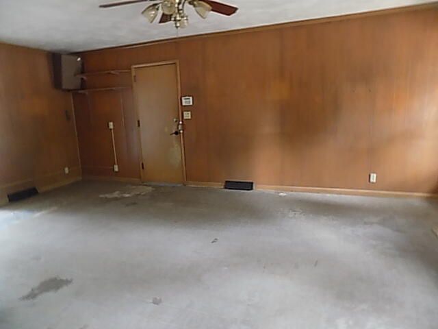 606 E Wayland Street, Springfield, MO 65807