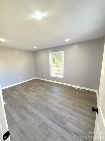 212 Huffman Road, Gastonia, NC 28056