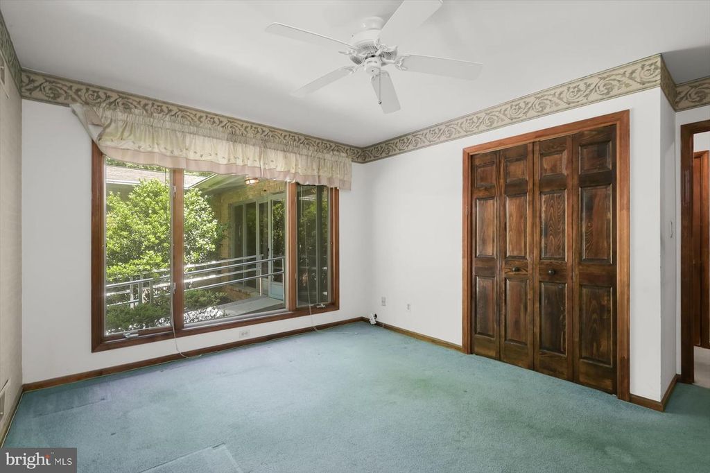 Image 38 of property listing at 13922 WAYSIDE DR, Clarksville, MD 21029