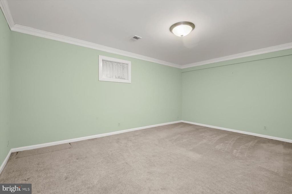 Image 52 of property listing at 13922 WAYSIDE DR, Clarksville, MD 21029