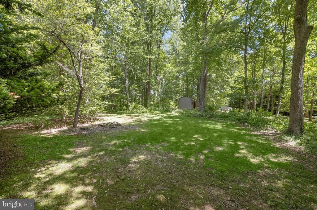 Image 61 of property listing at 13922 WAYSIDE DR, Clarksville, MD 21029