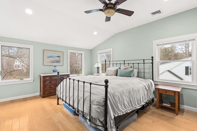 11 Springdale, Wellesley, MA 02481