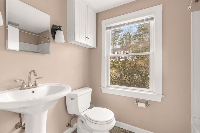 11 Springdale, Wellesley, MA 02481