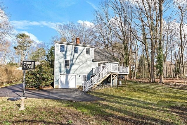 11 Springdale, Wellesley, MA 02481