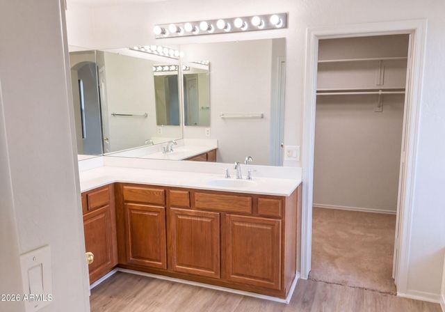 8386 W PALO VERDE Avenue, Peoria, AZ 85345