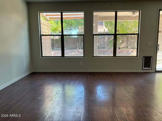 8386 W PALO VERDE Avenue, Peoria, AZ 85345