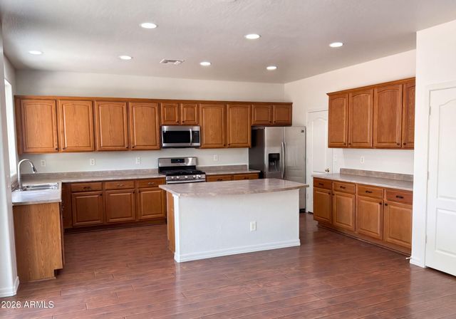 8386 W PALO VERDE Avenue, Peoria, AZ 85345