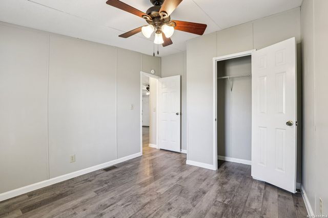 22731 Hickory Shadow, Elmendorf, TX 78112