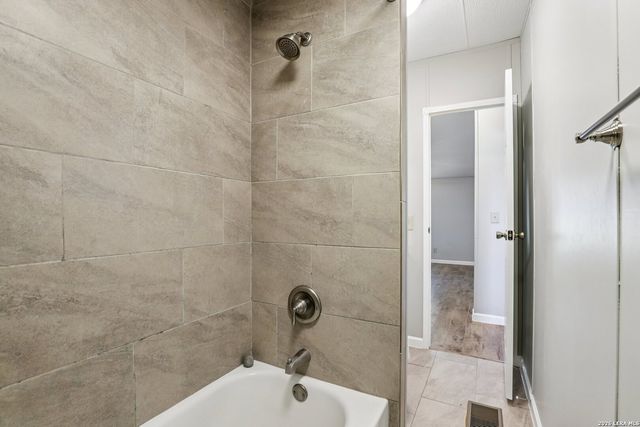 22731 Hickory Shadow, Elmendorf, TX 78112