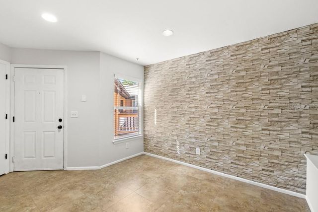 486 N PIN OAK PLACE 308, Longwood, FL 32779